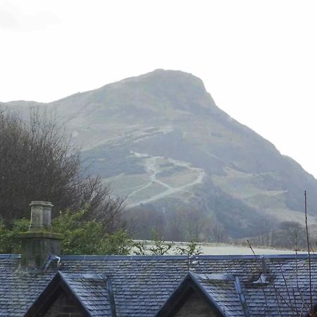 Edinburgh Stunning View Apartment 2 Bedrooms ภายนอก รูปภาพ