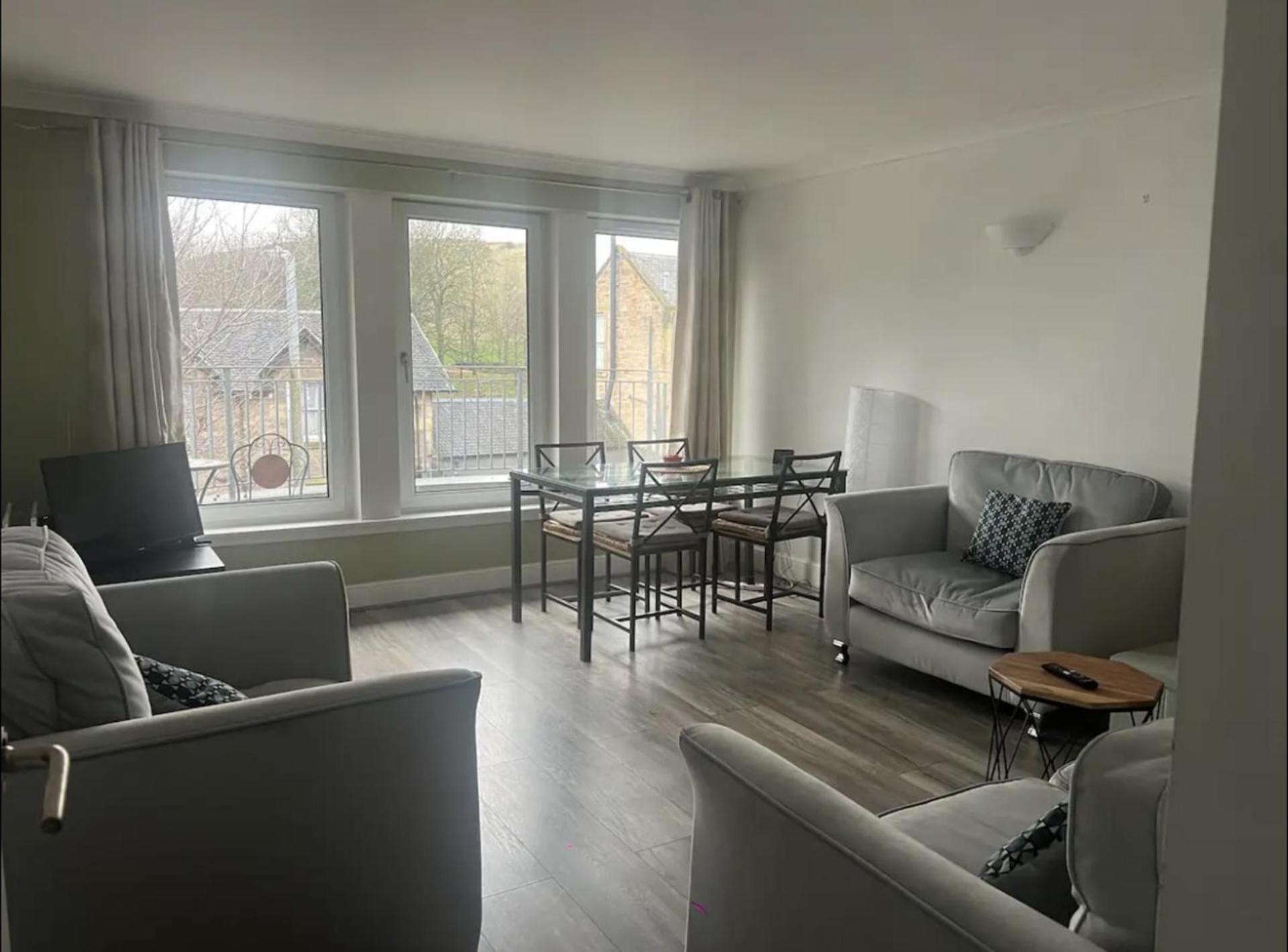Edinburgh Stunning View Apartment 2 Bedrooms ภายนอก รูปภาพ