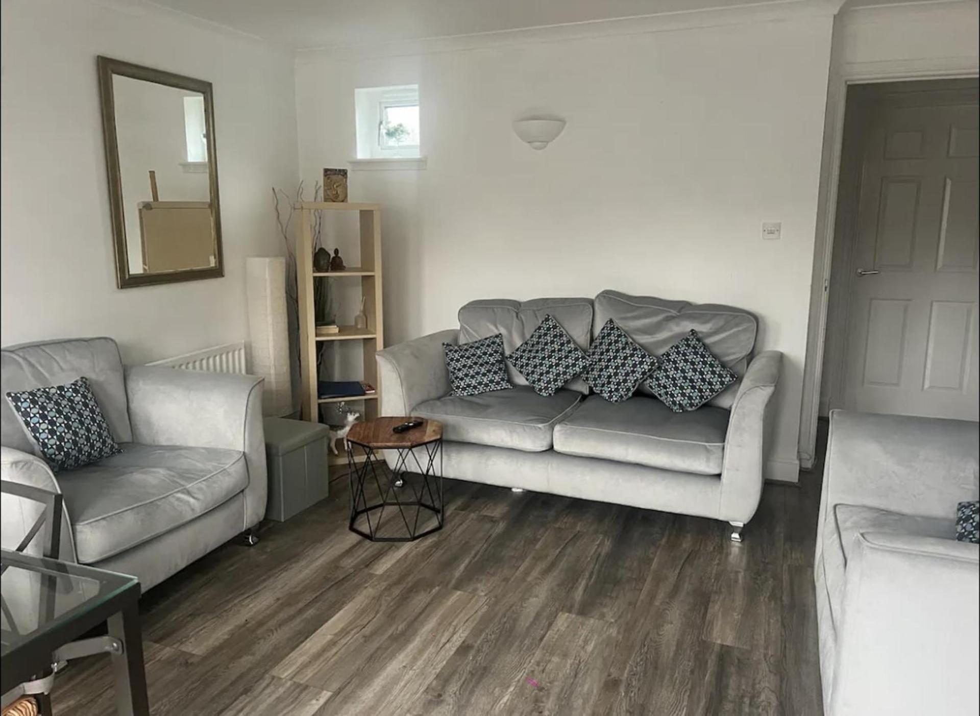 Edinburgh Stunning View Apartment 2 Bedrooms ภายนอก รูปภาพ